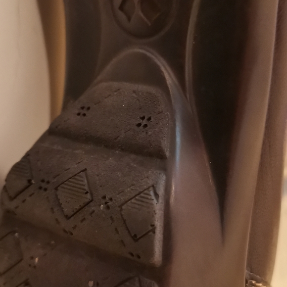 Genuine Naturalizer shoes - Picture 9 of 9